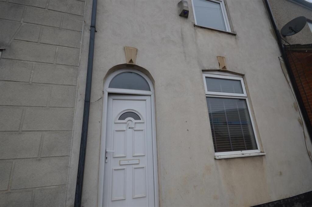 Terraced House