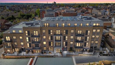 Property on Jude Street, EN5 5GH