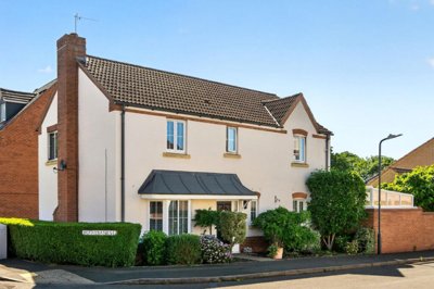 Property on Berrybanks, CV22 7JJ