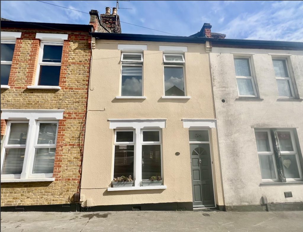 Terraced House