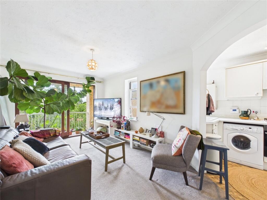 Property main image