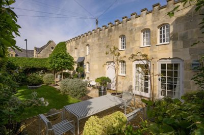 Property on Linden Gardens, BA1 2YB