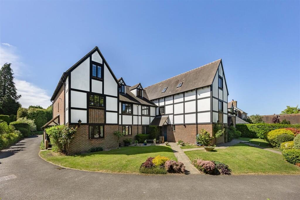 Property main image
