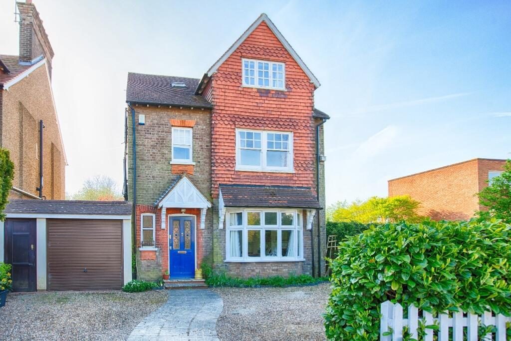 Property main image