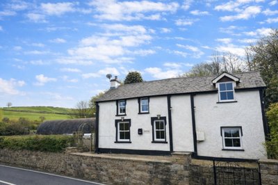 Property on SA44 4PP