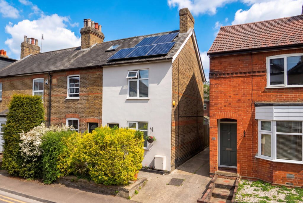 Terraced House