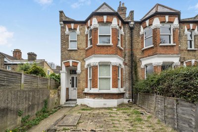 Property on Maitland Road, SE26 5NN