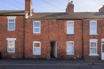 Property on New Street, NG31 8BB