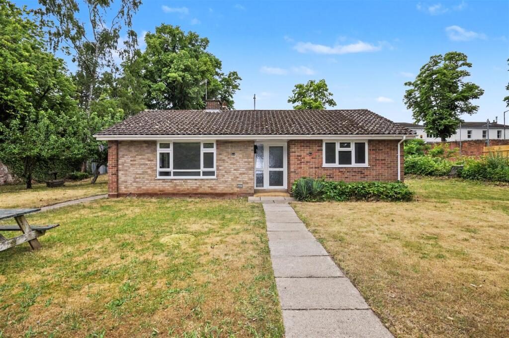 Property main image