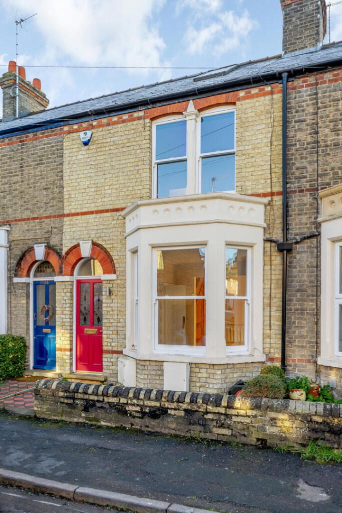 Property main image