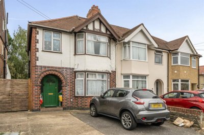 Property on Wilkins Road, OX4 2HZ