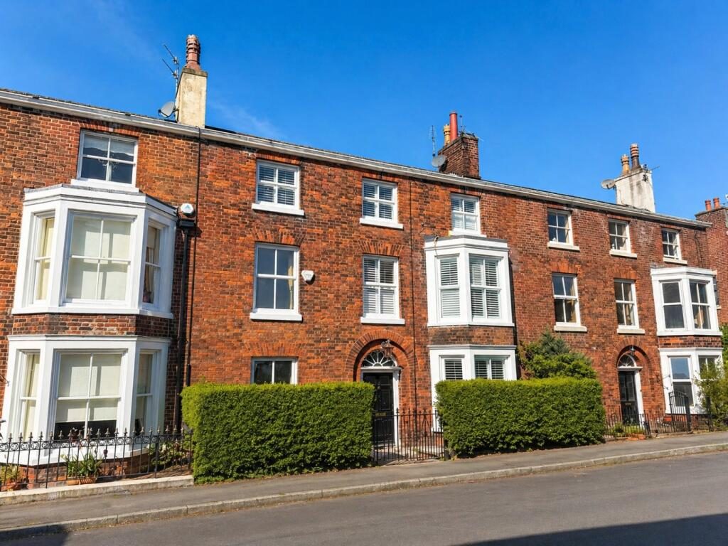 Terraced House