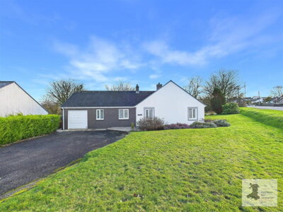 Property on SA37 0HY