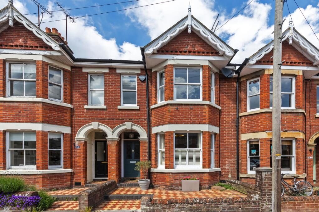 Terraced House