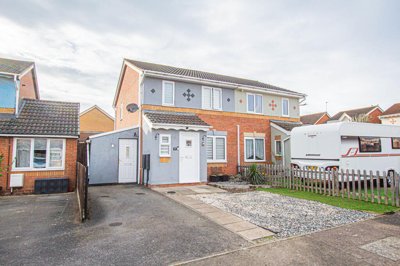 Property on Middle Grass, NN9 5TW