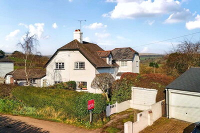 Property on PL21 9SZ