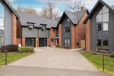 Property on Purefey Close, CV23 0RN