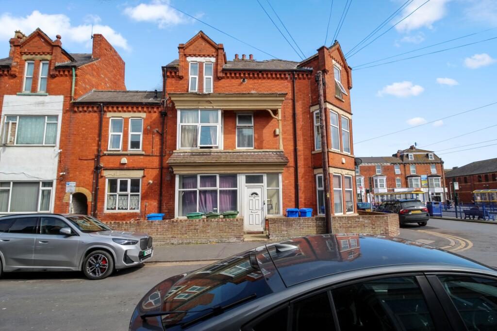 Terraced House