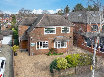 Property on Barnfield Avenue, LU2 7AS