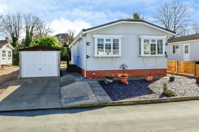 Property on Newcastle Avenue, S80 1NP