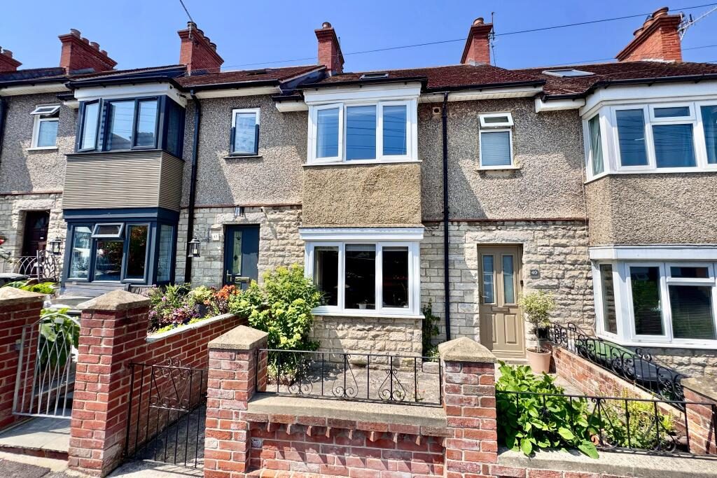 Property main image