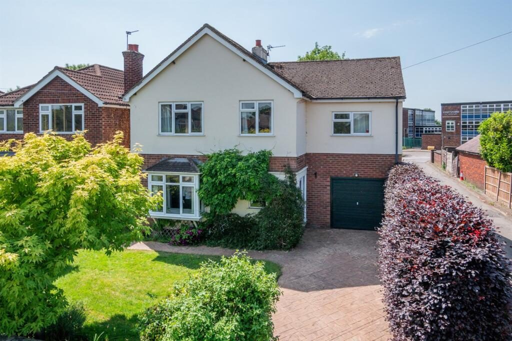 Property main image