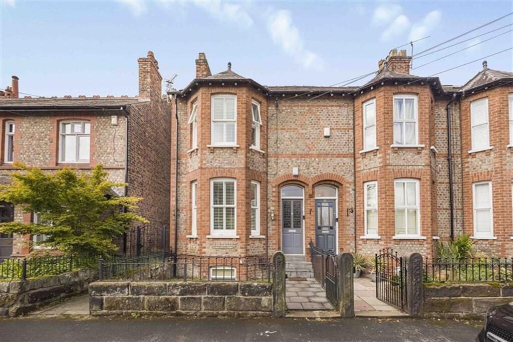 Terraced House