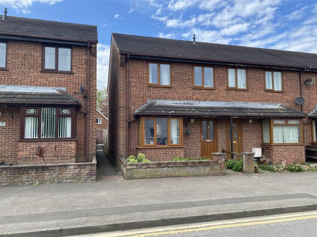 Terraced House