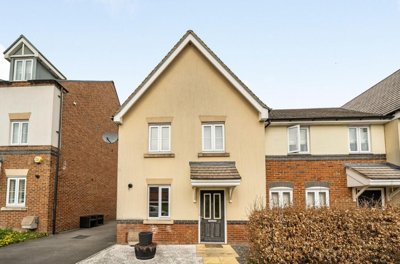 Property on Locksbridge Road, SP11 6WL