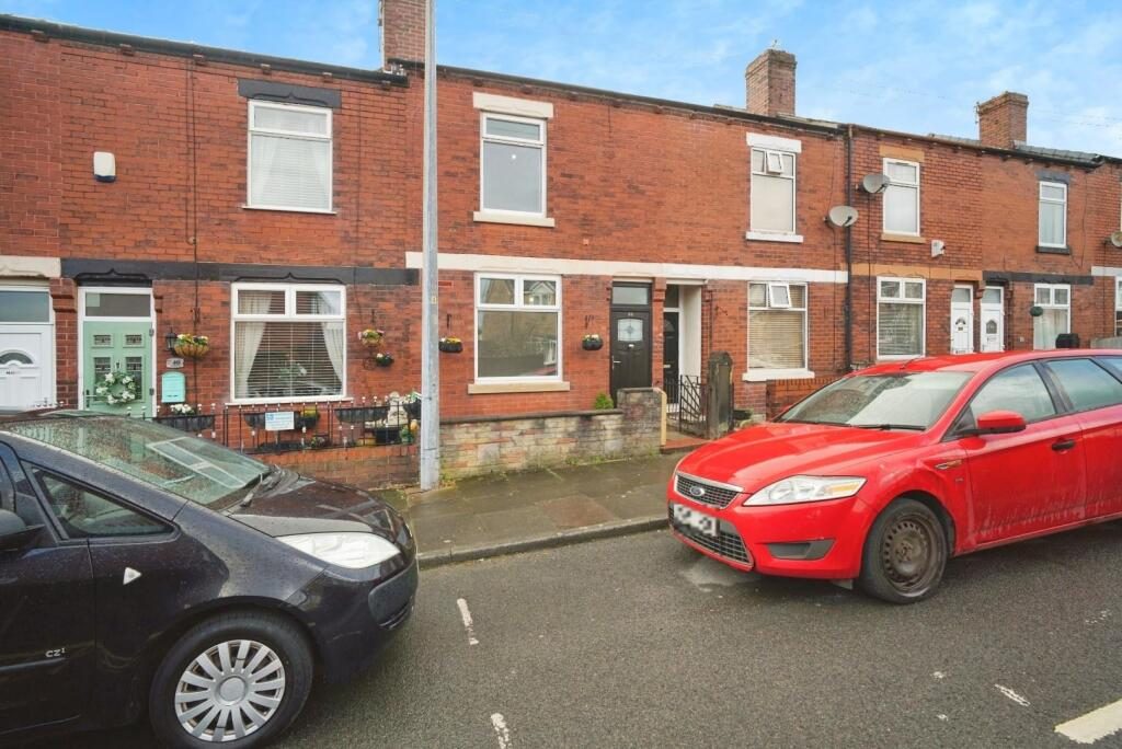 Terraced House