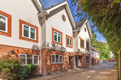 Property on Park Road, SO23 7BE