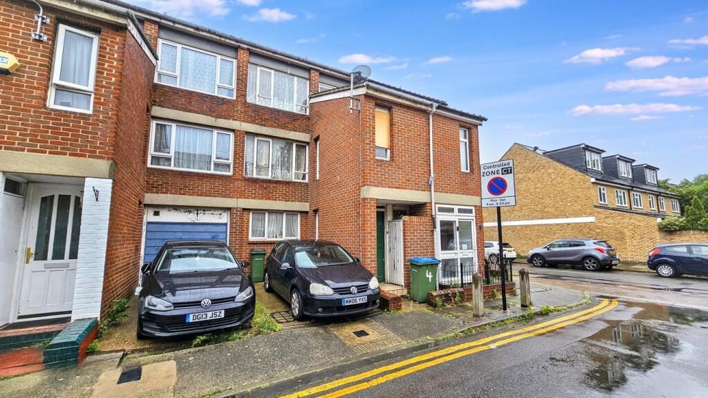 Property main image