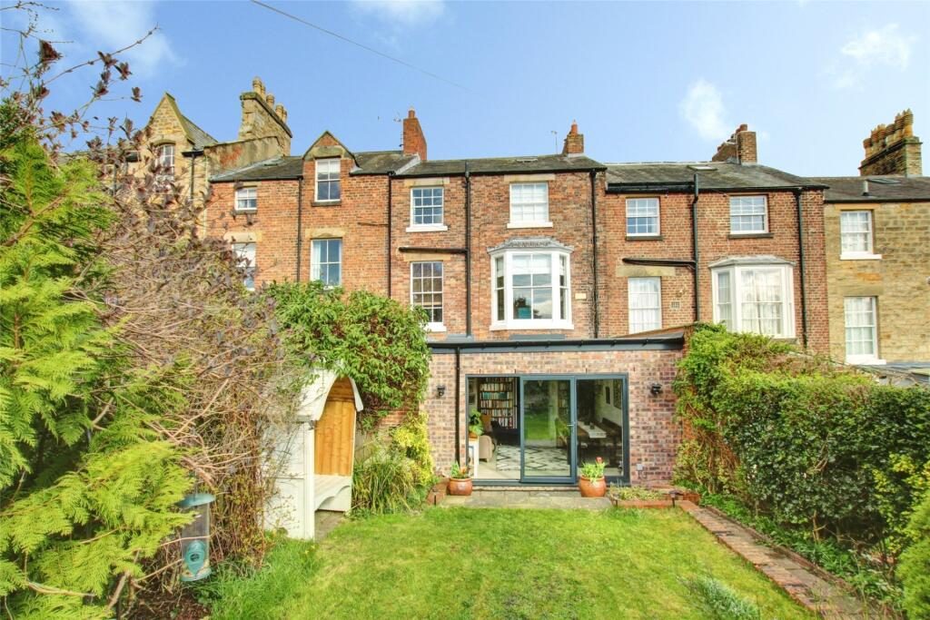 Terraced House