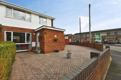 Property on Windsor Road, HU5 4HG