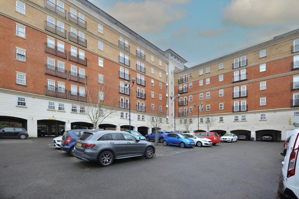 Property main image
