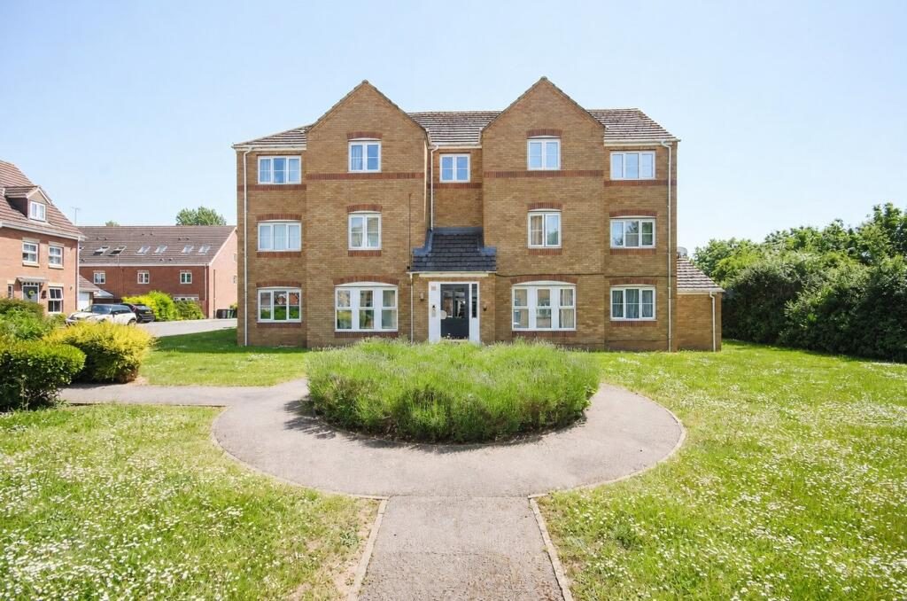 Property main image