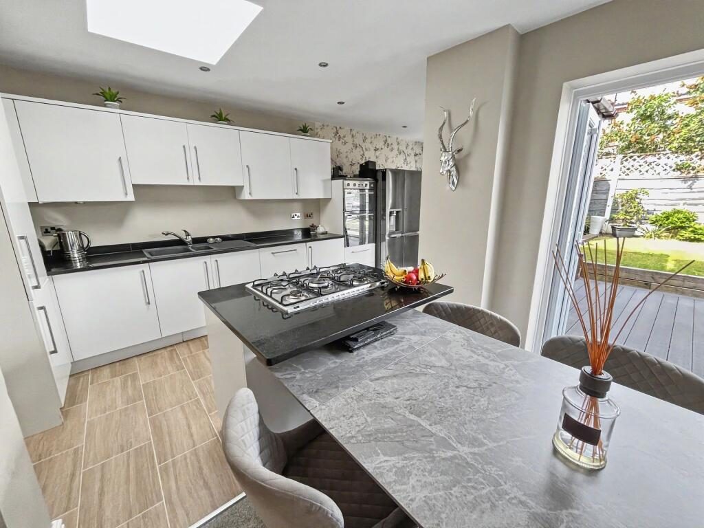Thumbnail 36
