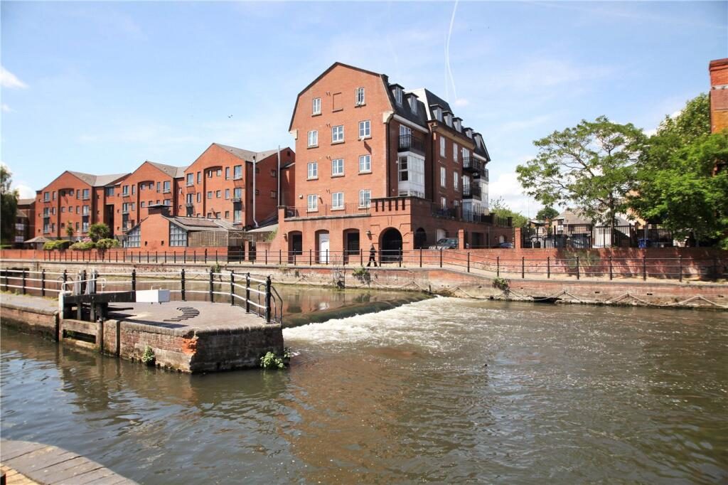 Property main image