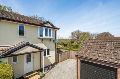 Property on Simcoe Way, EX14 4UR