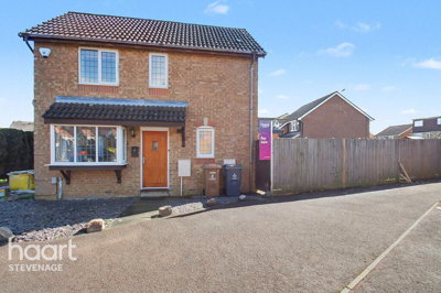 Property on Gordian Way, SG2 7QF