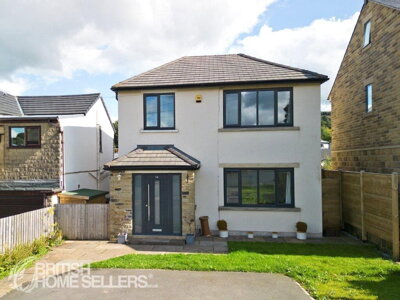 Property on Cross Lane, BD22 9LE