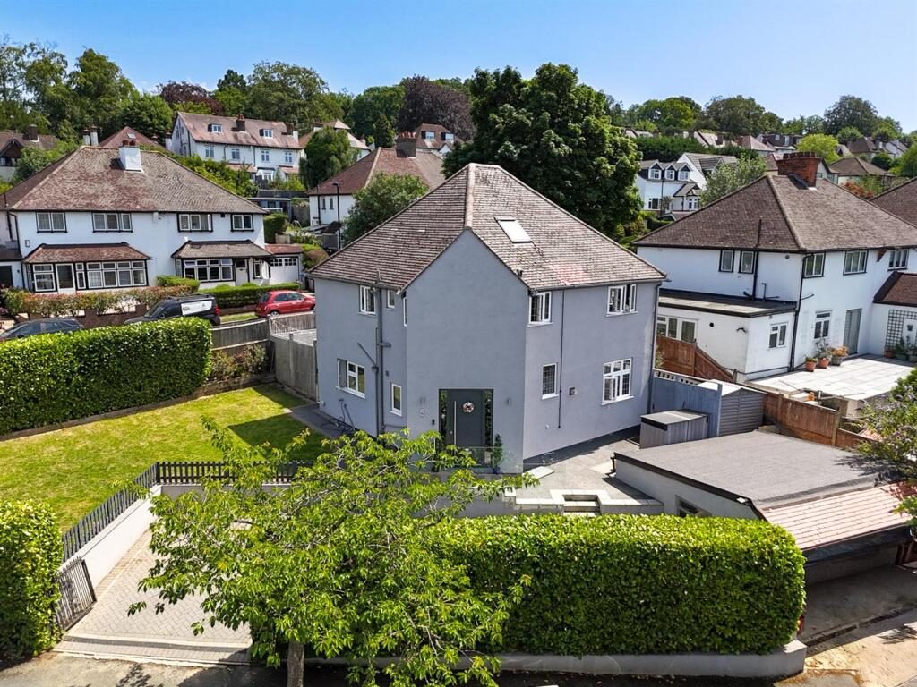 Property main image