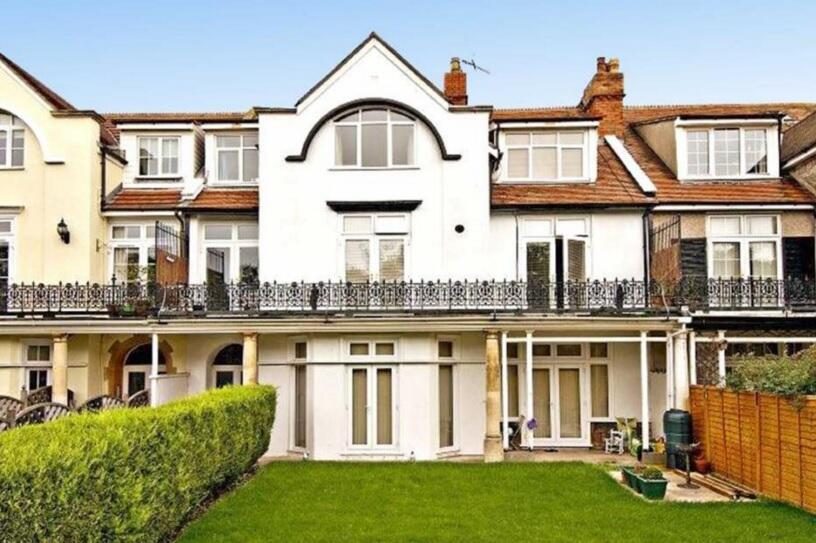 Property main image