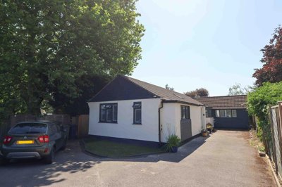 Property on Old Park Road, BS21 7HT