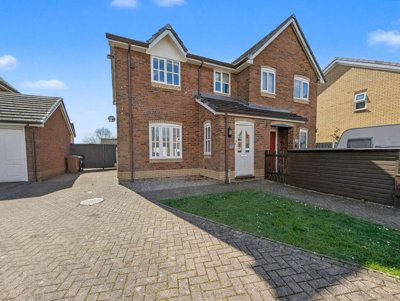 Property on Border Close, SY11 2TT