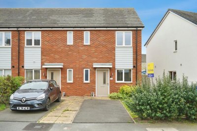 Property on Hazel Crescent, DE14 3GT