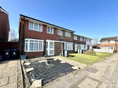 Property on Finlays Close, KT9 1XG