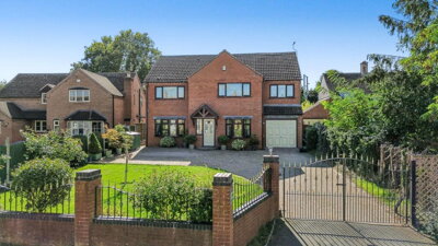 Property on Owletts End, WR10 2EX