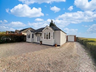 Property on Nottingham Road, NG32 1EE