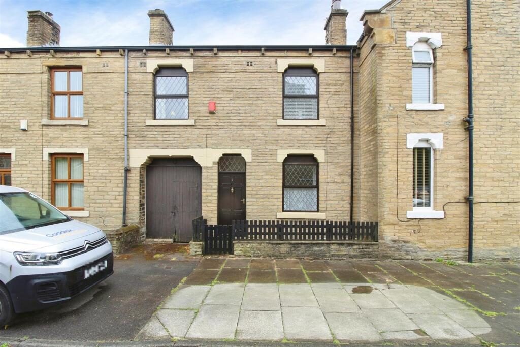 Terraced House